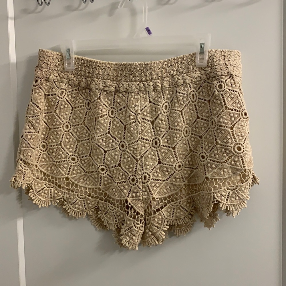 Ecoté Cream Shorts Elastic Waist L/XL